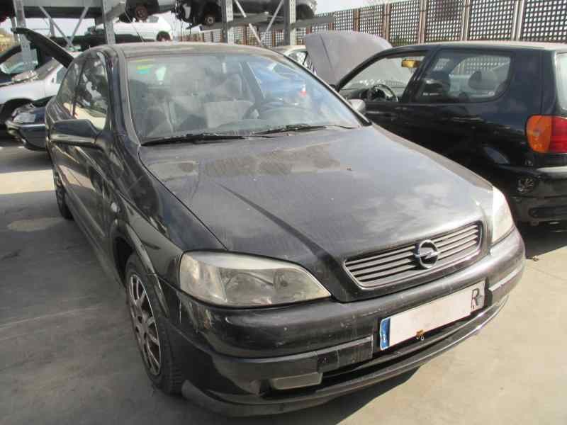 opel astra g berlina del año 2001