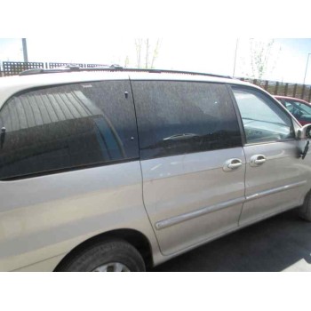 kia carnival ii del año 2004