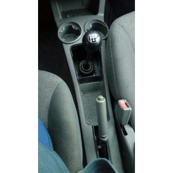 kia rio del año 2003