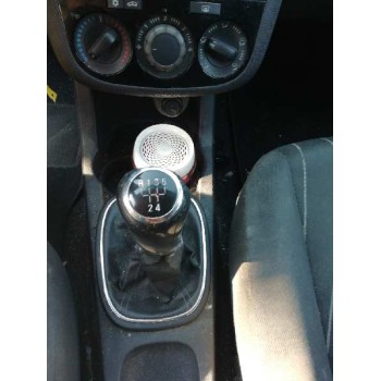 opel corsa d del año 2010