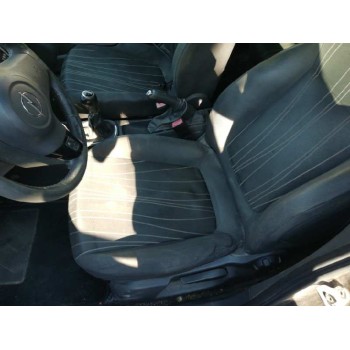 opel corsa d del año 2010