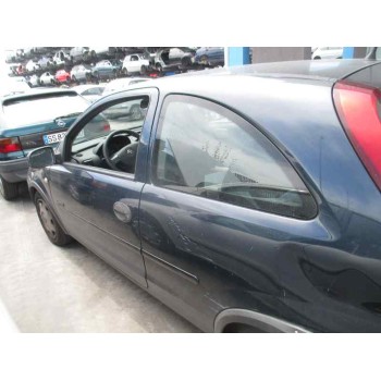 opel corsa c del año 2001
