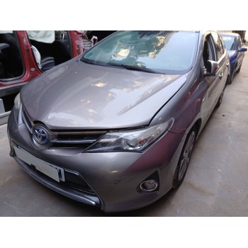 toyota auris station wagon (_e18_) del año 2014