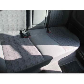 opel astra g berlina del año 2001