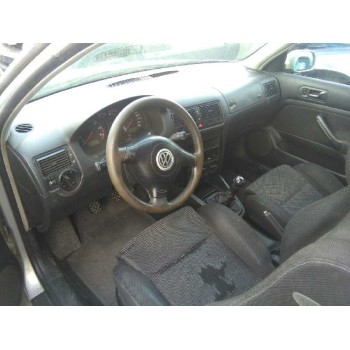 volkswagen golf iv berlina (1j1) del año 1999