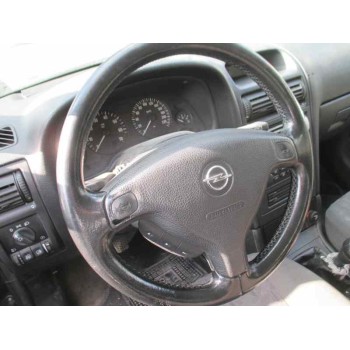 opel astra g berlina del año 2001