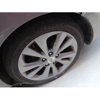 toyota auris station wagon (_e18_) del año 2014