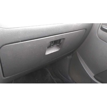 seat ibiza (6k1) del año 2001