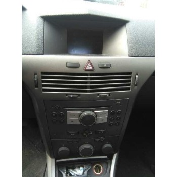 opel astra h berlina del año 2005