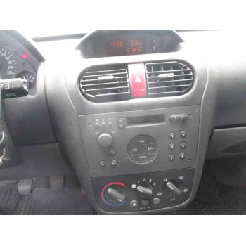 opel corsa c del año 2001