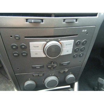 opel astra h berlina del año 2005