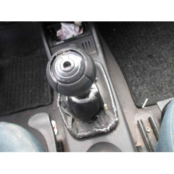 opel corsa c del año 2001