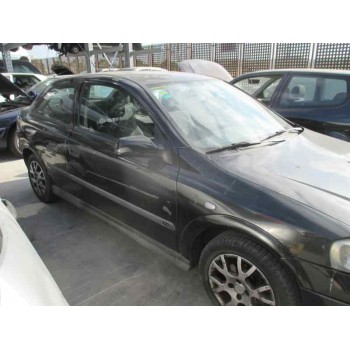 opel astra g berlina del año 2001