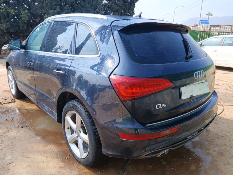 AUDI Q5 (8RB)