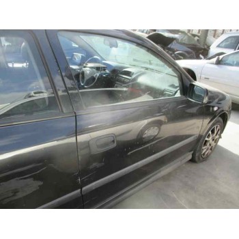 opel astra g berlina del año 2001