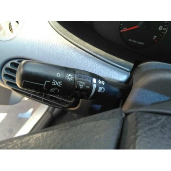 chrysler stratus berlina (ja) del año 2000