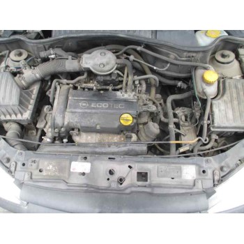 opel corsa c del año 2001