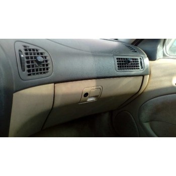 saab 9-5 sedán del año 1999