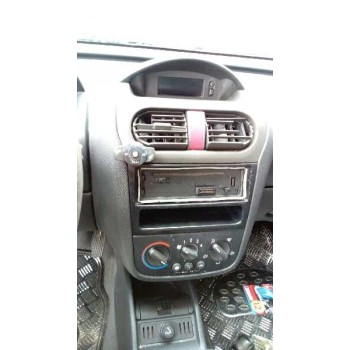 opel corsa c del año 2003