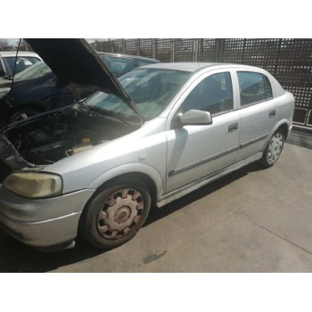 opel astra g berlina del año 2002