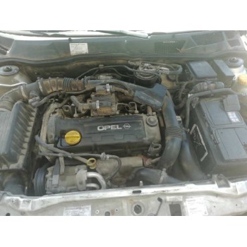 opel astra g berlina del año 2002