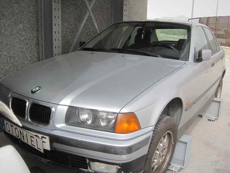 BMW SERIE 3 BERLINA (E36)