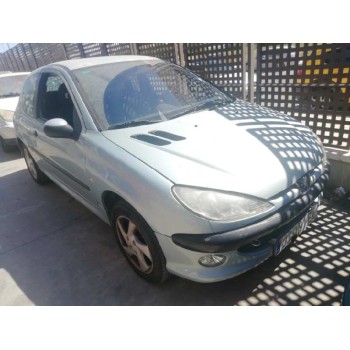 peugeot 206 berlina del año 2002