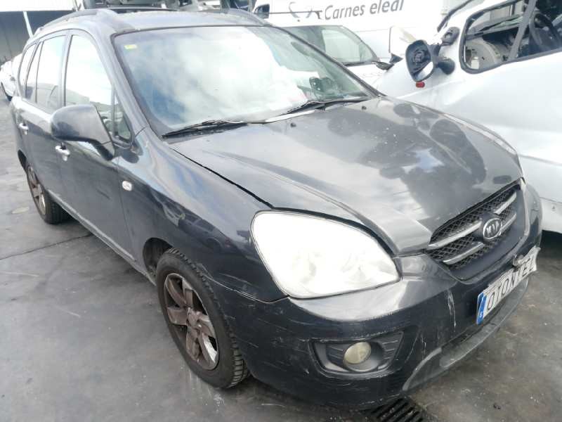 KIA CARENS (UN)