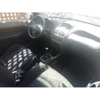 peugeot 206 berlina del año 2002