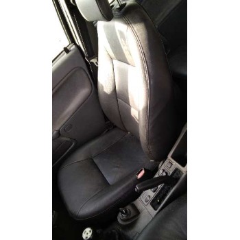 saab 9-3 berlina del año 1998