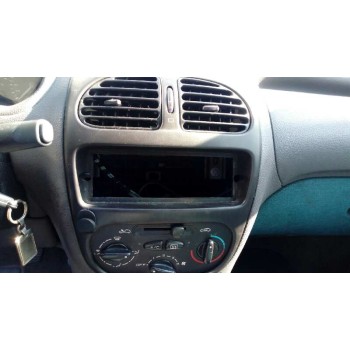 peugeot 206 berlina del año 1999