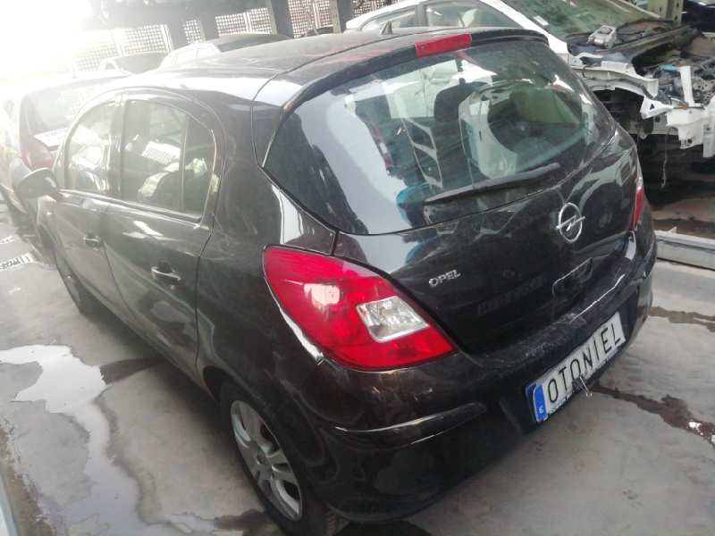 opel corsa d del año 2010