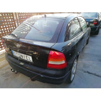 opel astra g berlina del año 2002