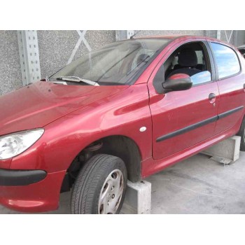 peugeot 206 berlina del año 2002