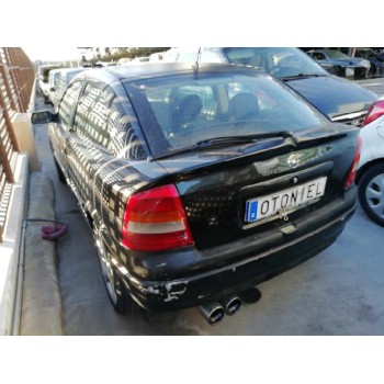 opel astra g berlina del año 2002