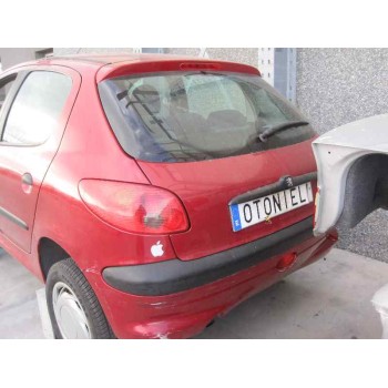 peugeot 206 berlina del año 2002