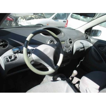 toyota yaris (ncp1/nlp1/scp1) del año 2001