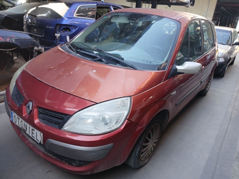 RENAULT SCÉNIC II (JM0/1_)