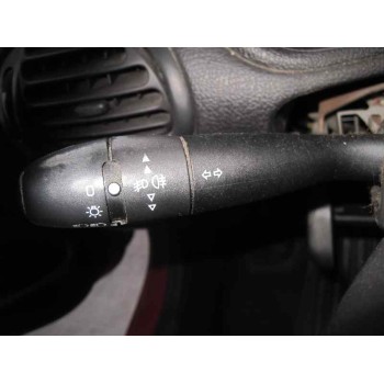 peugeot 206 berlina del año 2002