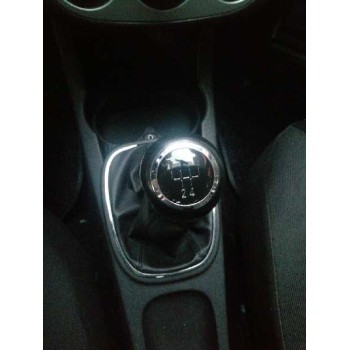 opel corsa d del año 2010