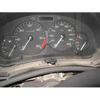 peugeot 206 berlina del año 2002