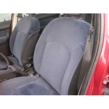 peugeot 206 berlina del año 2002