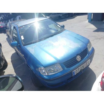 volkswagen polo berlina (6n2) del año 2000