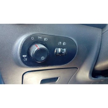 seat ibiza (6l1) del año 2003