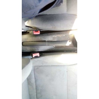 seat ibiza (6l1) del año 2003