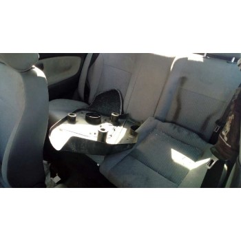 seat ibiza (6l1) del año 2003