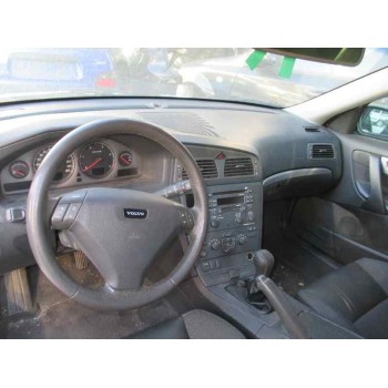 volvo s60 berlina del año 2001