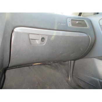 volvo s60 berlina del año 2001