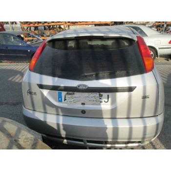 ford focus berlina (cak) del año 2000