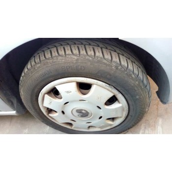 seat ibiza (6l1) del año 2003